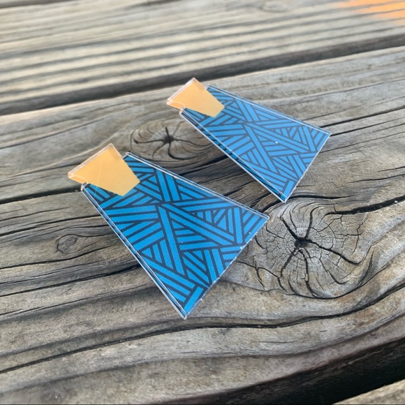 BLUE - AFRICAN ♡ Acrylic Earrings - Picture 2 of 6